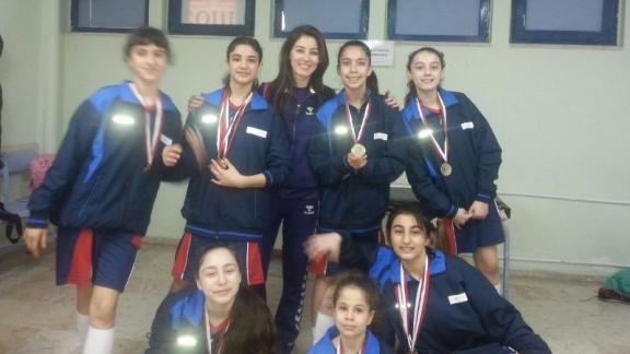 İstanbul Şampiyonu İlçemiz Mehmet Akif Ortaokulu