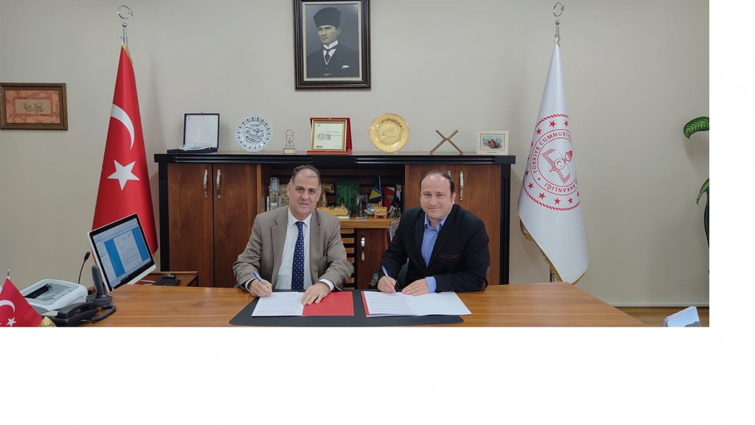 İlçe Milli Eğitim Müdürlüğümüz ile İstanbul Modern Sanat Müzesi Arasında Eğitimde İş Birliği Protokolü İmzalandı.